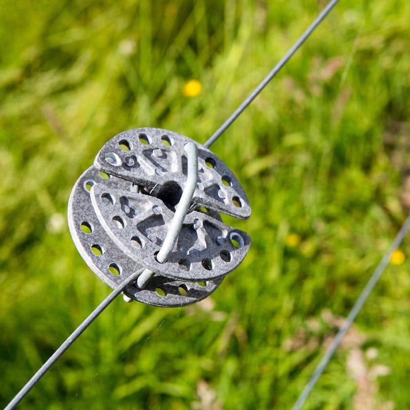 Ein Weidezaunspanner am Weidezaun