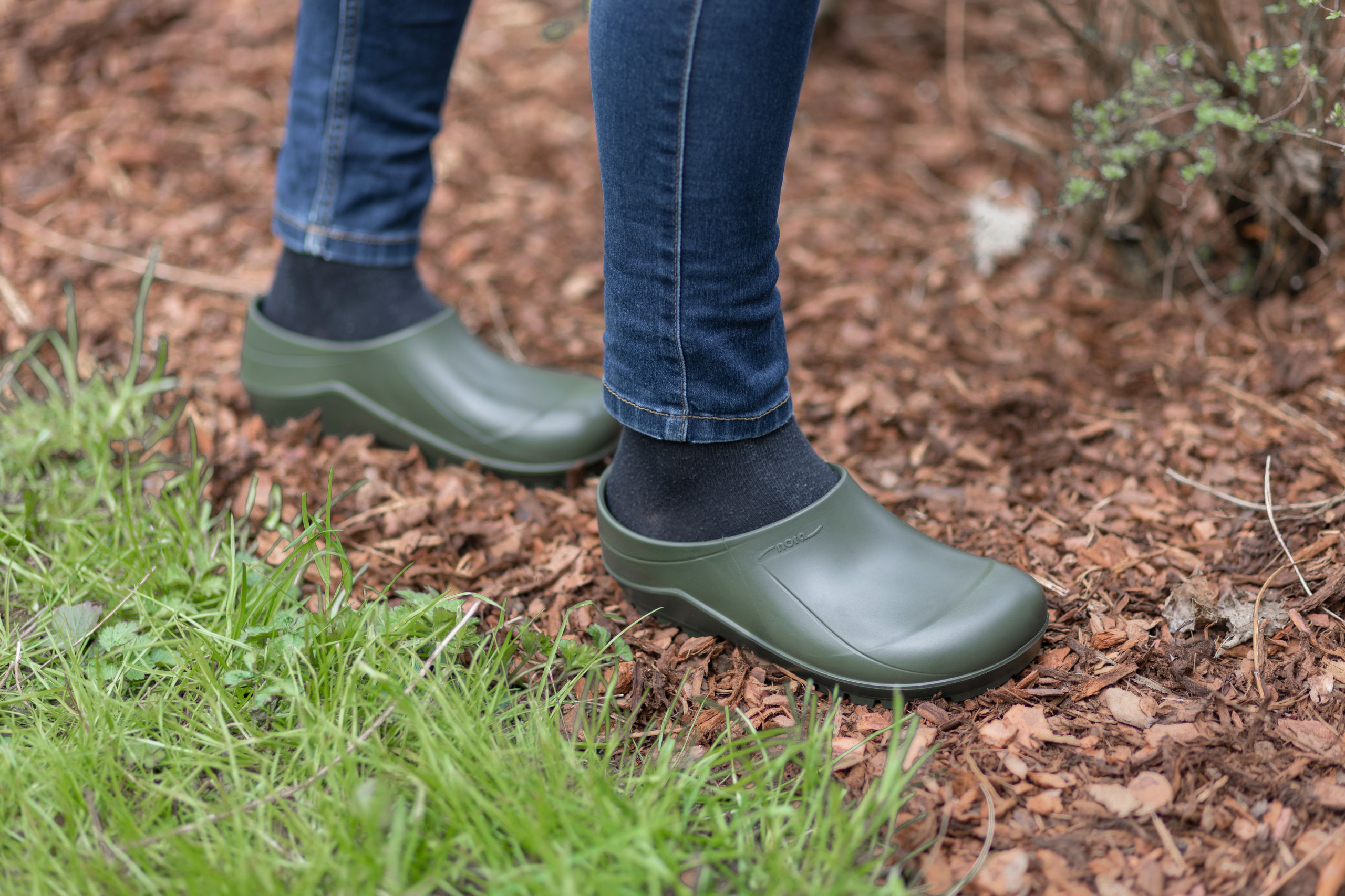 nora-pu-clog-olive-4