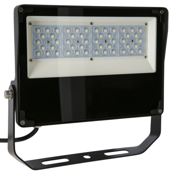 Das 50 W Kerbl LED-Flutlicht mit schwarzem Gehäuse