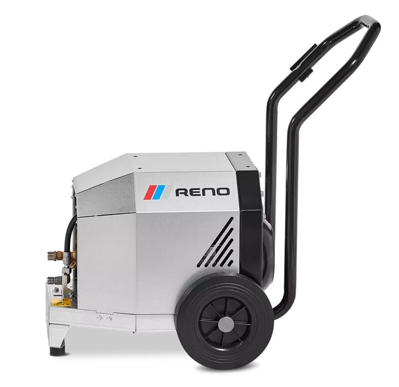 Seitenansicht des mobilen Hochdruckreinigers von RENO mit verzinktem Blechgehäuse, schwarzem Rad und Griff