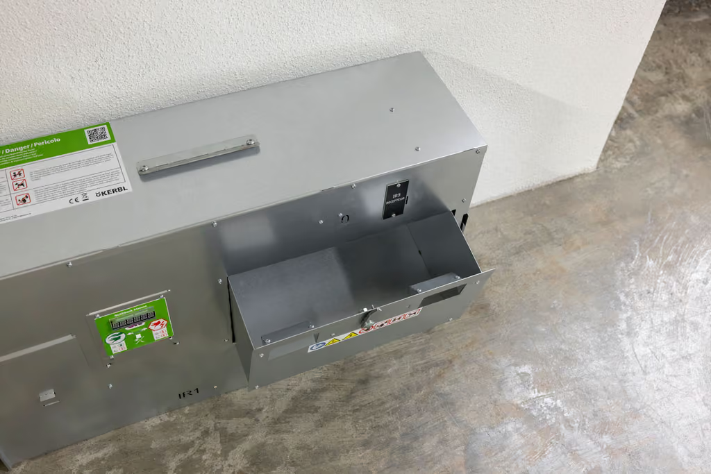 Die Cit Rattenfalle RodShock Xtreme ist die starke Lösung für Ihre Rattenbekämpfung. Diese Rattenfalle elektrisch arbeitet giftfrei, hygienisch und zuverlässig – ideal für professionelle Schädlingsbekämpfung in Haus, Hof, Stall oder Betrieb.